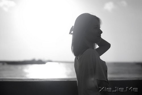 轻拥欢笑,温柔静坐 (2)