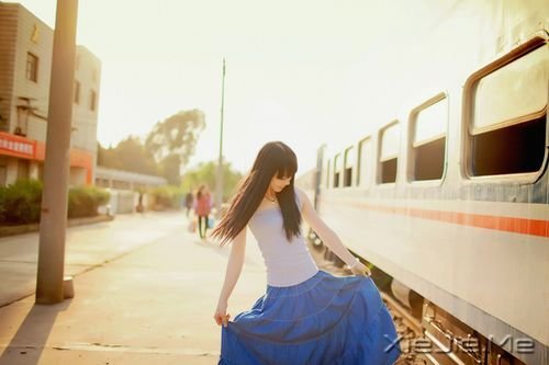 轻拥欢笑,温柔静坐 (9)