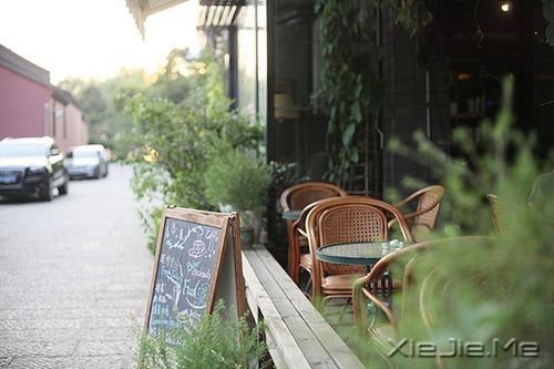 晚安心语:不为模糊不清的未来担忧,只为清清楚楚的现在努力 (9)