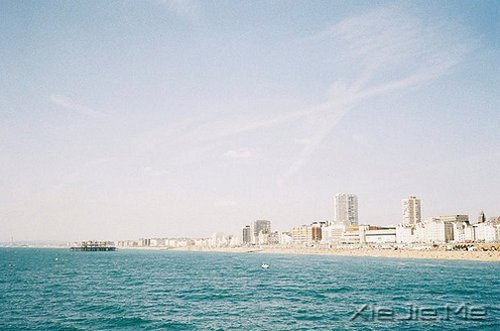 文字:人们说这都是浮云,可是浮云真美丽